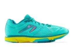 NEWTON RUNNING Distance 11 (Damen)